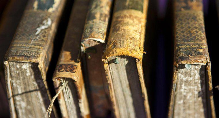 ¿Cuál es el nombre del libro más antiguo del mundo?