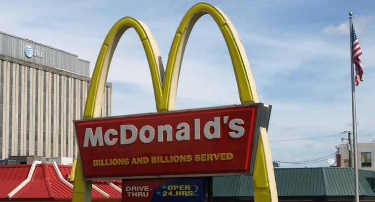 ¿Cuáles son los especiales de desayuno de McDonald's de dos por $ 3?
