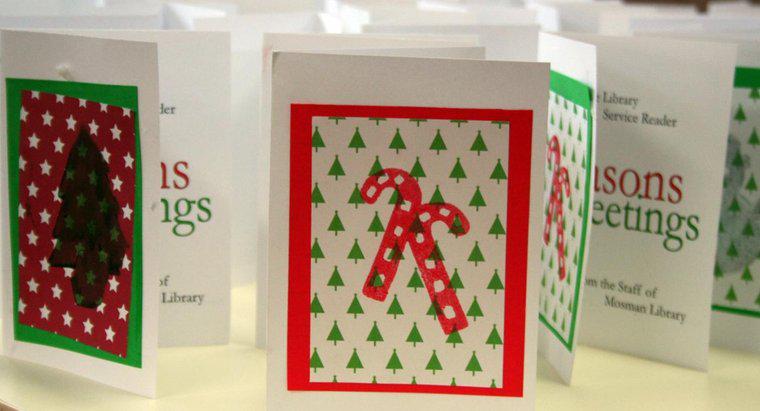 ¿Cuáles son algunas cosas buenas para escribir en una tarjeta de Navidad?