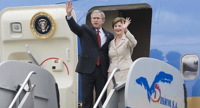 ¿Cuántos hijos tiene George Bush?