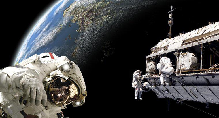 ¿Cuánto tiempo tomaría conducir a la Estación Espacial Internacional?