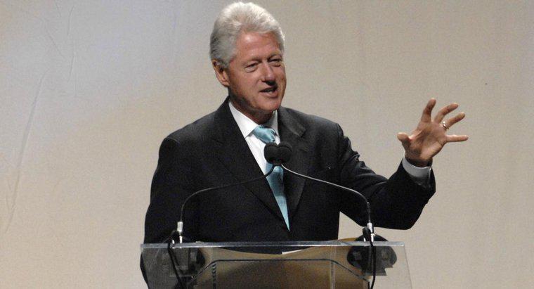 ¿Cuántos hijos hizo Bill Clinton padre?