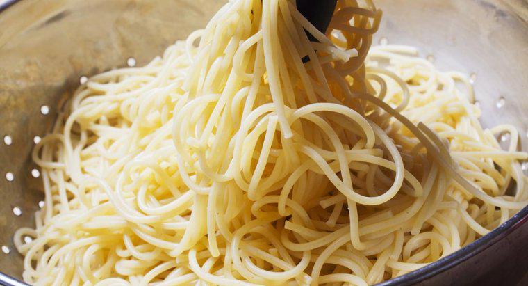 ¿De dónde se originaron los espaguetis?