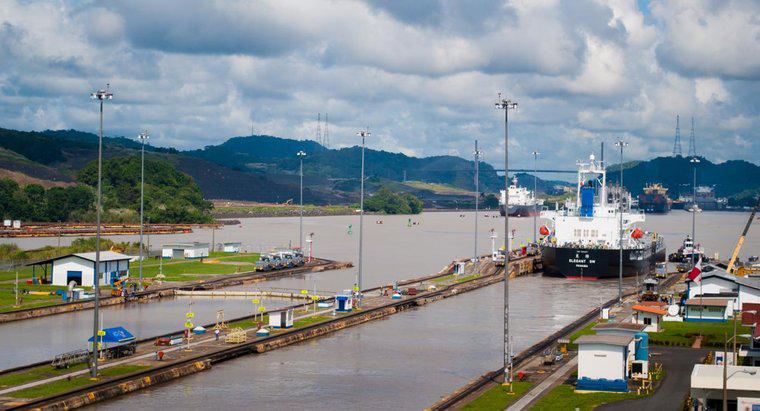 ¿Quién es el dueño del canal de Panamá?