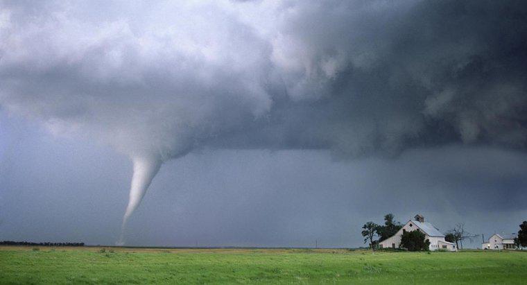¿Qué tan rápido pueden ir los tornados?