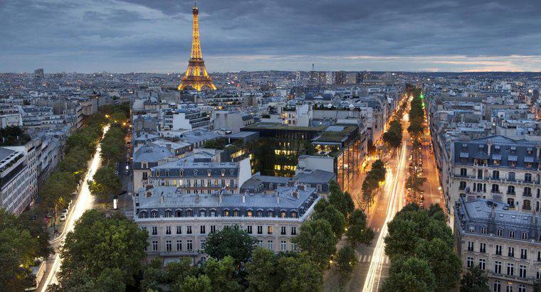 ¿Por qué se llama a París la "Ciudad de la Luz"?
