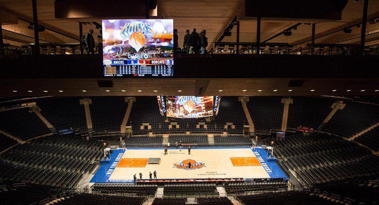 ¿Cuántos asientos hay en el Madison Square Garden?