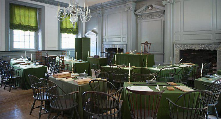 ¿Cuáles son algunos datos interesantes sobre Independence Hall?