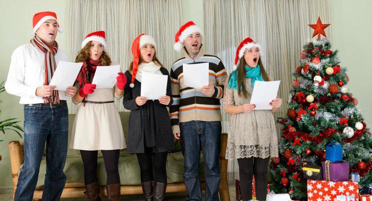 ¿Cuáles son algunas canciones populares de Navidad similares a Jingle Bells?