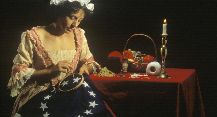 ¿Qué hizo Betsy Ross en la guerra revolucionaria?