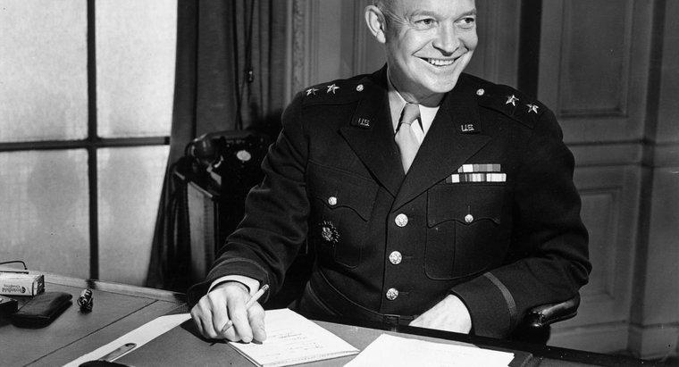 ¿Cómo obtuvo Eisenhower el nombre "Ike"?