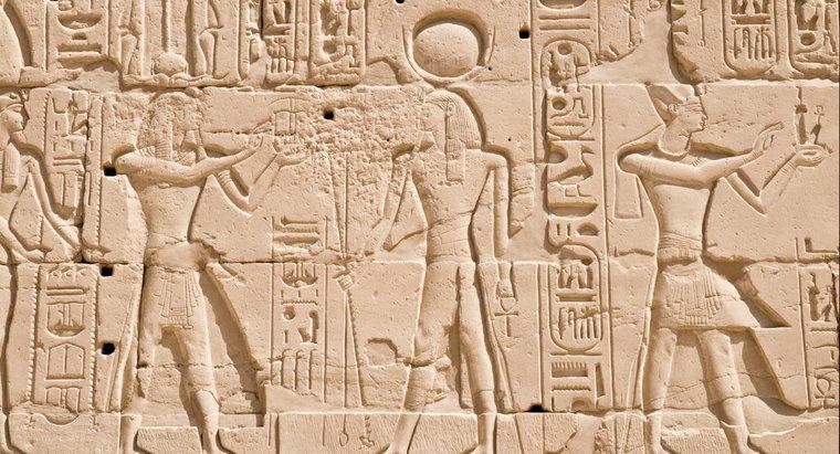 ¿Por qué los antiguos egipcios usaban jeroglíficos?