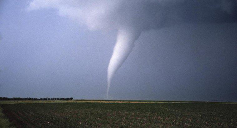 ¿Cuáles son los nombres de algunos tornados famosos?