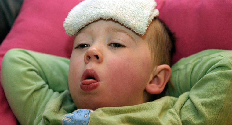 ¿Cómo se trata la tos de un niño pequeño?