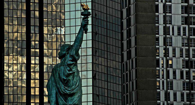 ¿Cuántas estatuas de la libertad hay en el mundo?