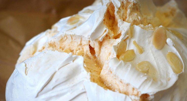 ¿Qué es un sustituto de la crema de tártaro en merengue?