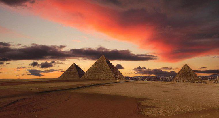 ¿Cuánto tiempo tomó construir una pirámide?