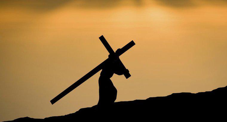 ¿Cuántas veces cayó Jesús llevando la cruz?