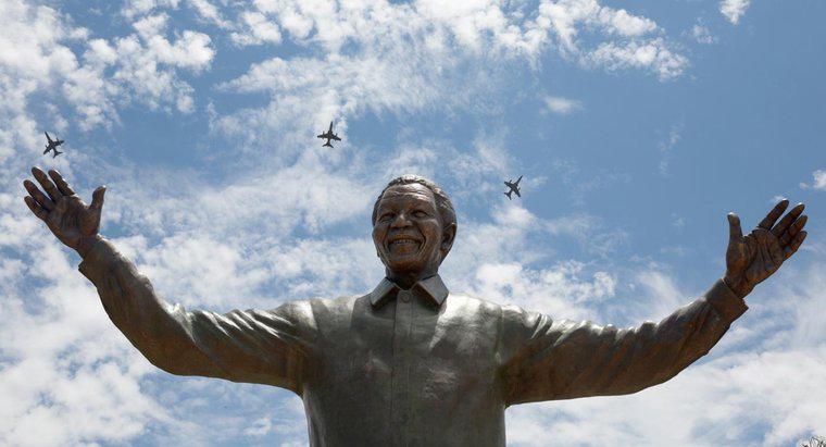 ¿Por qué Nelson Mandela fue encarcelado por 27 años?