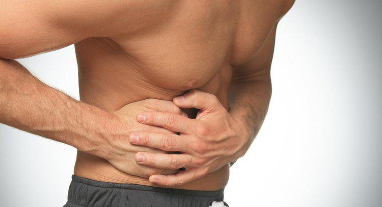 ¿Qué significa un dolor agudo debajo de la espalda?