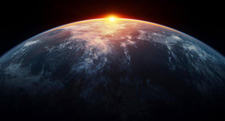 ¿Qué planeta es la "tercera roca del sol"?