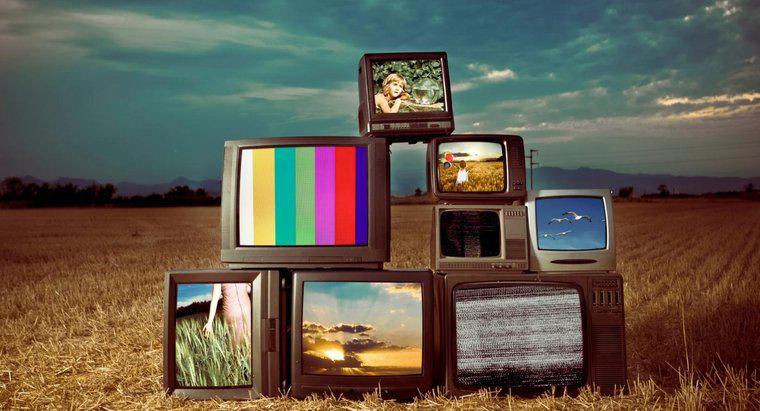 ¿Cuándo salió el primer televisor a color?