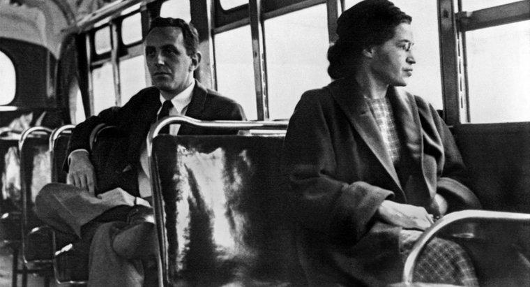 ¿Por qué es famosa Rosa Parks?