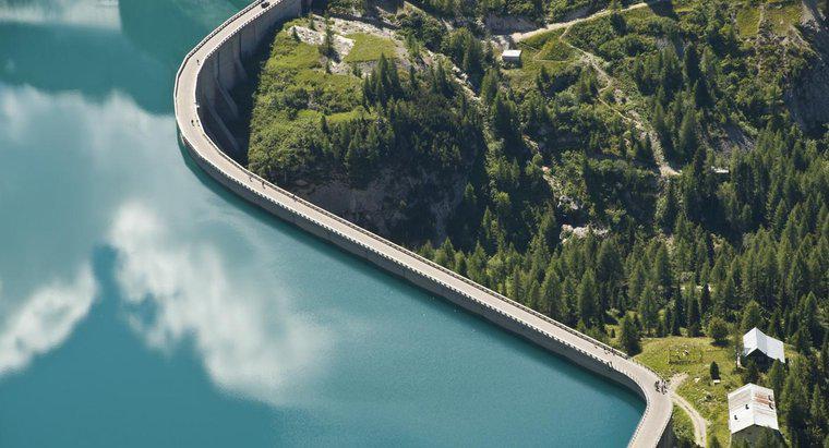 ¿Cuáles son las desventajas de las represas?