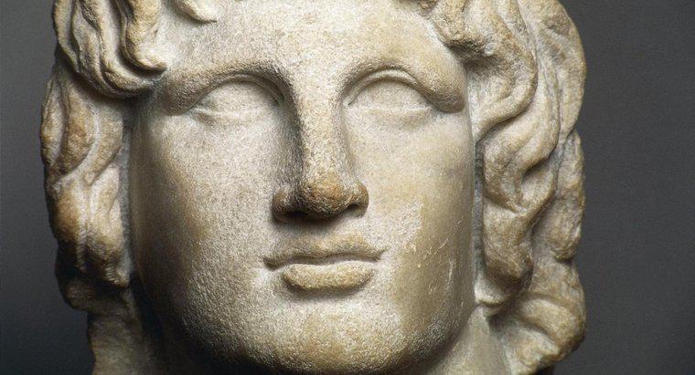 ¿Por qué es Alejandro Magno famoso?