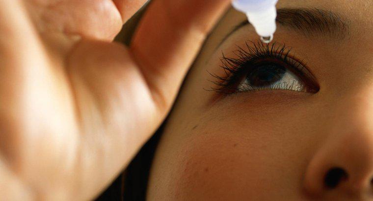 ¿Cómo se usan las gotas de sulfato de polimixina B y trimetoprima para los ojos?