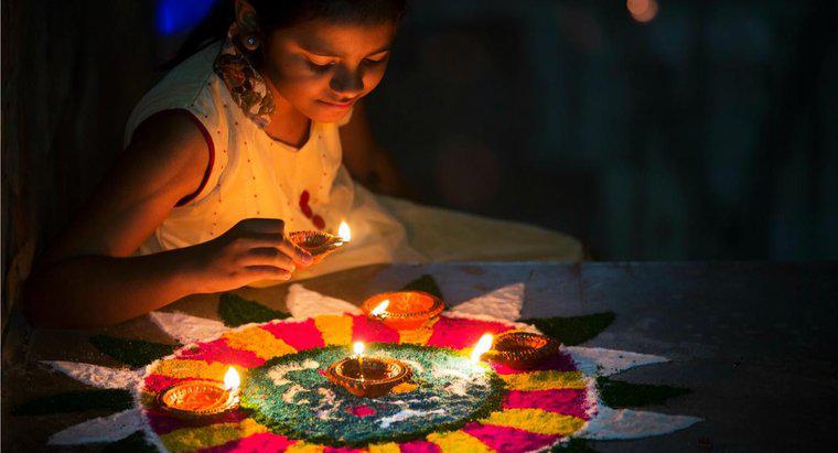 ¿Qué celebra el festival indio de Diwali?