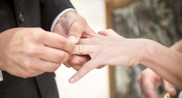 ¿Pueden los adventistas del séptimo día usar anillos de boda?