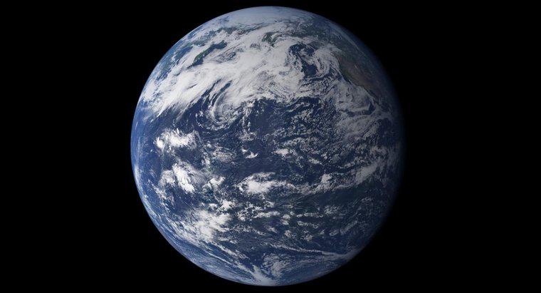 ¿Qué tan alto se extiende la atmósfera de la Tierra?