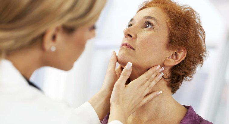 ¿Cuáles son los primeros signos de cáncer de garganta?
