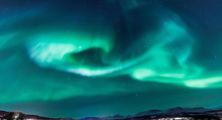 ¿Cuáles son algunos hechos sobre la aurora boreal?