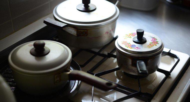 ¿Qué materiales de la olla son seguros para usar en un microondas?