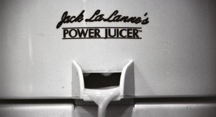 ¿Cómo se saca la cuchilla del Power Juicer de Jack LaLanne?