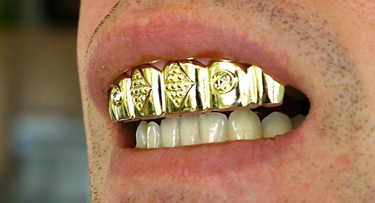 ¿Cómo se hacen los dientes de oro en casa?
