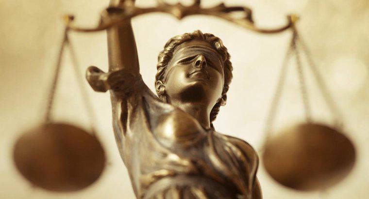 ¿Cuál es la diferencia entre la ley y la justicia?