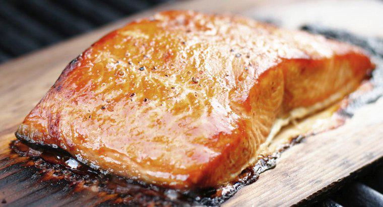 ¿Cuánto tiempo se tarda en asar salmón?