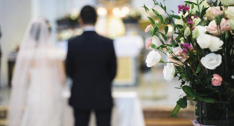 ¿Cuáles son algunos votos cristianos tradicionales de boda?
