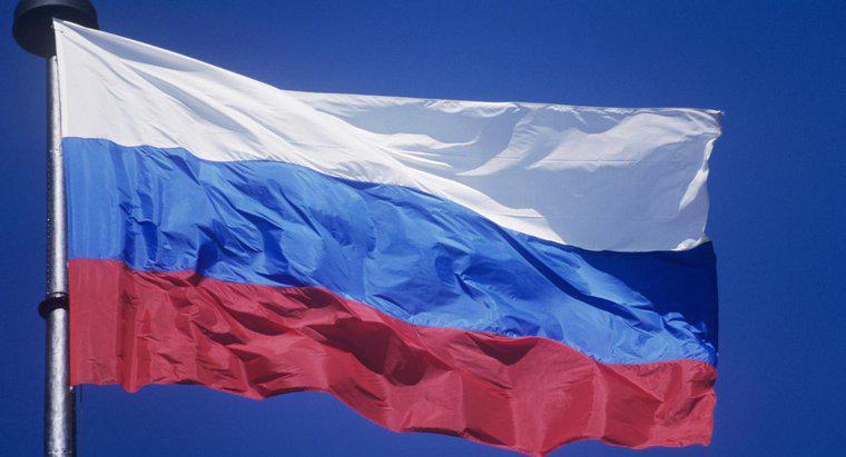 ¿Qué representan los colores de la bandera rusa?