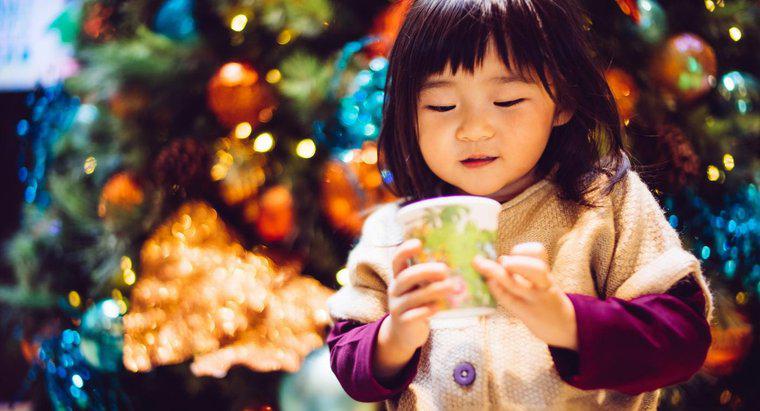 ¿Cuáles son las decoraciones de árboles de Navidad más populares en China?