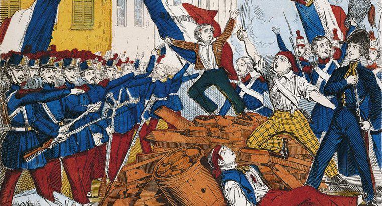 ¿Qué acontecimientos llevaron a la revolución francesa?