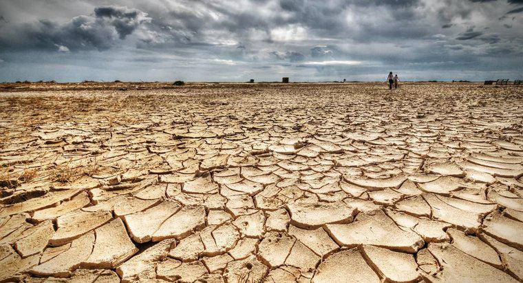 ¿Qué causa una sequía?