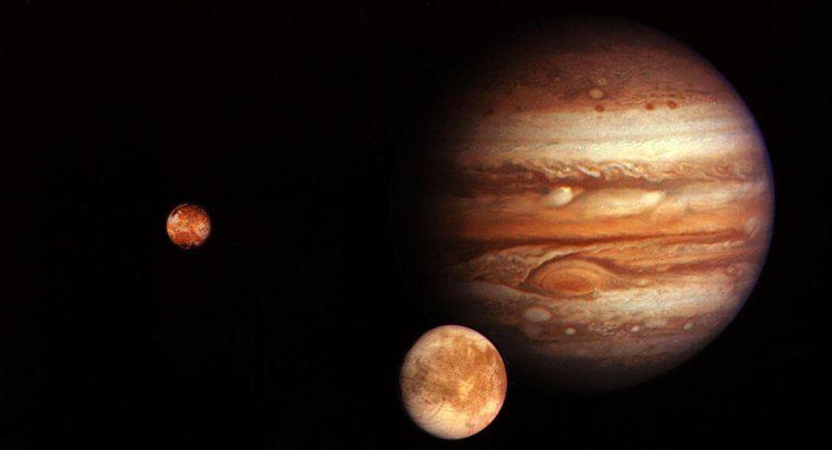 ¿Cuántos satélites tiene Júpiter?