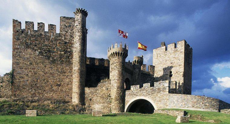 ¿Quién vivió en castillos en la Edad Media?
