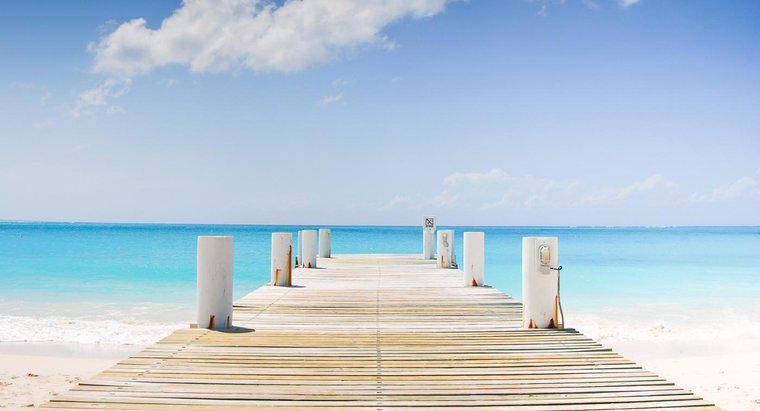 ¿Qué tan lejos están las islas Bahamas de Florida?