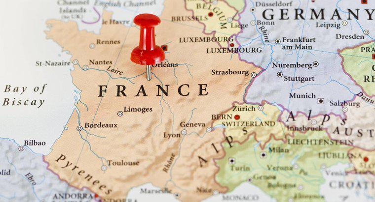 ¿Cuál es la ubicación relativa de Francia?
