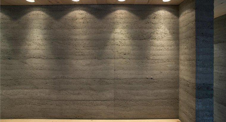 ¿Cómo limpiar paredes interiores de concreto?